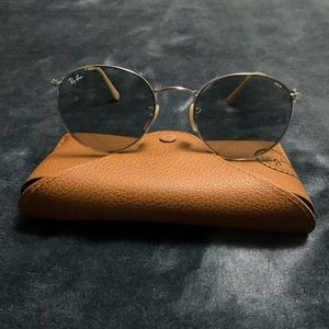 Ray-Ban Round Sunglasses